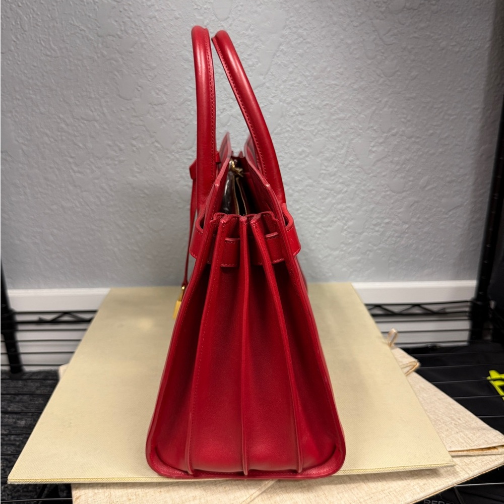 YSL Sac De Jour in rouge red - Small satchel strap - Picture 3 of 8